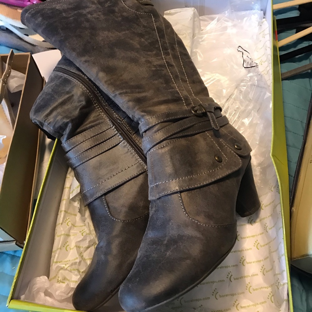 Women’s Shoes